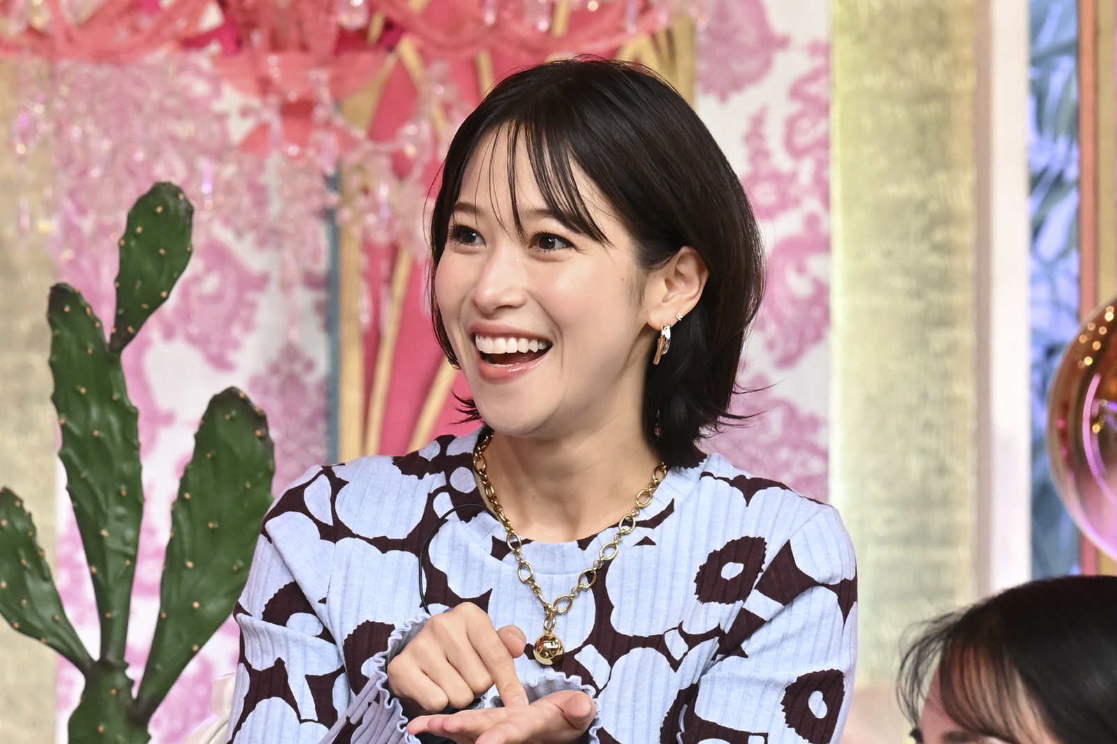 鷲見玲奈の写真