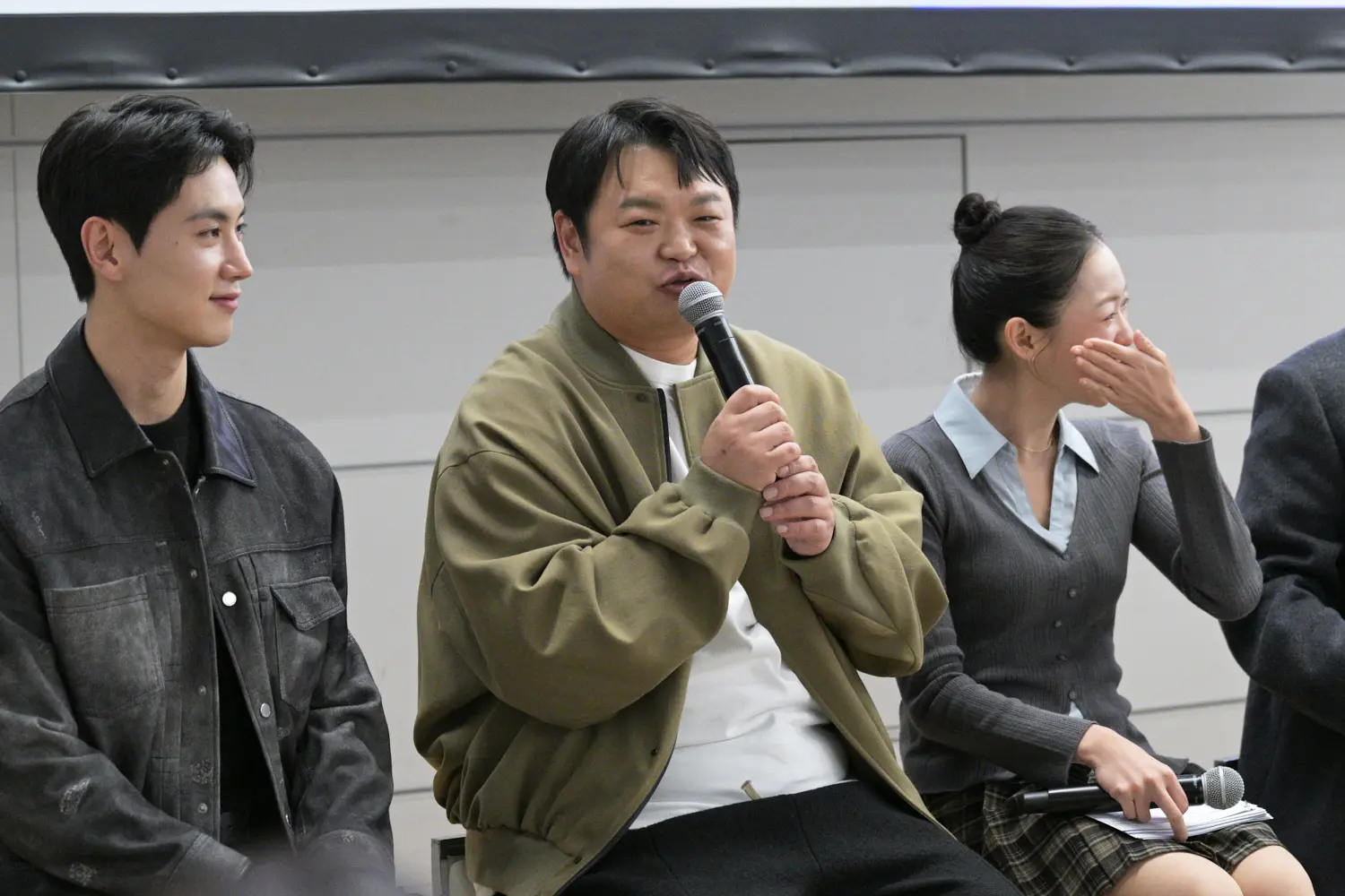 韓国新作ドラマ2作品が日本初お披露目 “AI”、“初恋”…いまを生きる心に