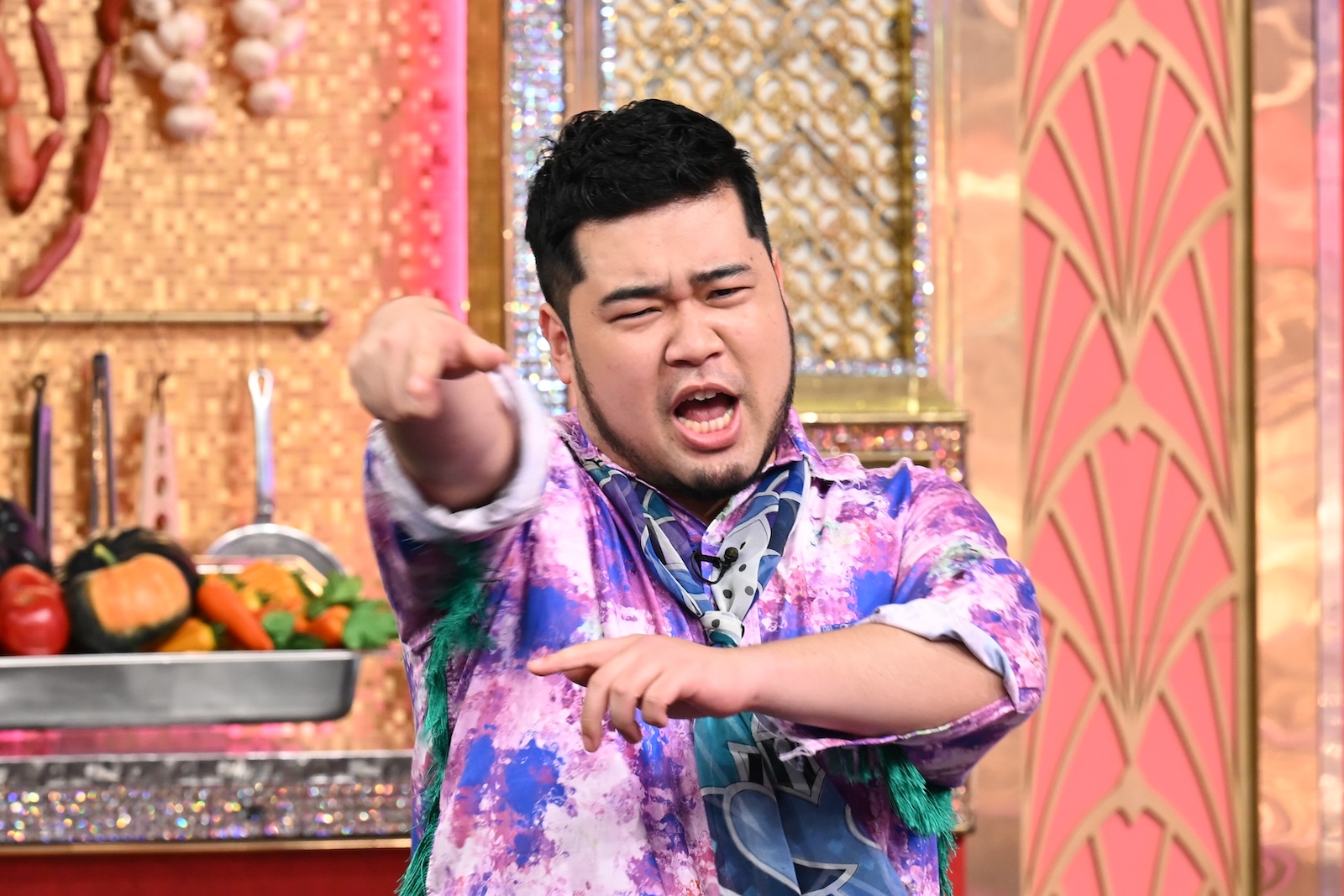 『Golden SixTONES』に出演する松井ケムリ（令和ロマン）