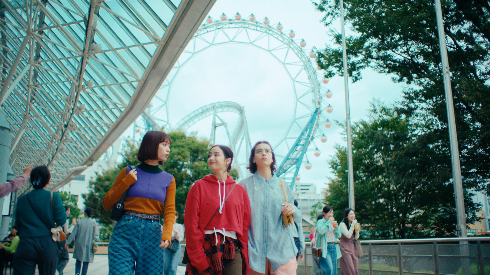 TVCM「三井のすずちゃん 東京ドーム」篇に出演する広瀬すずの写真