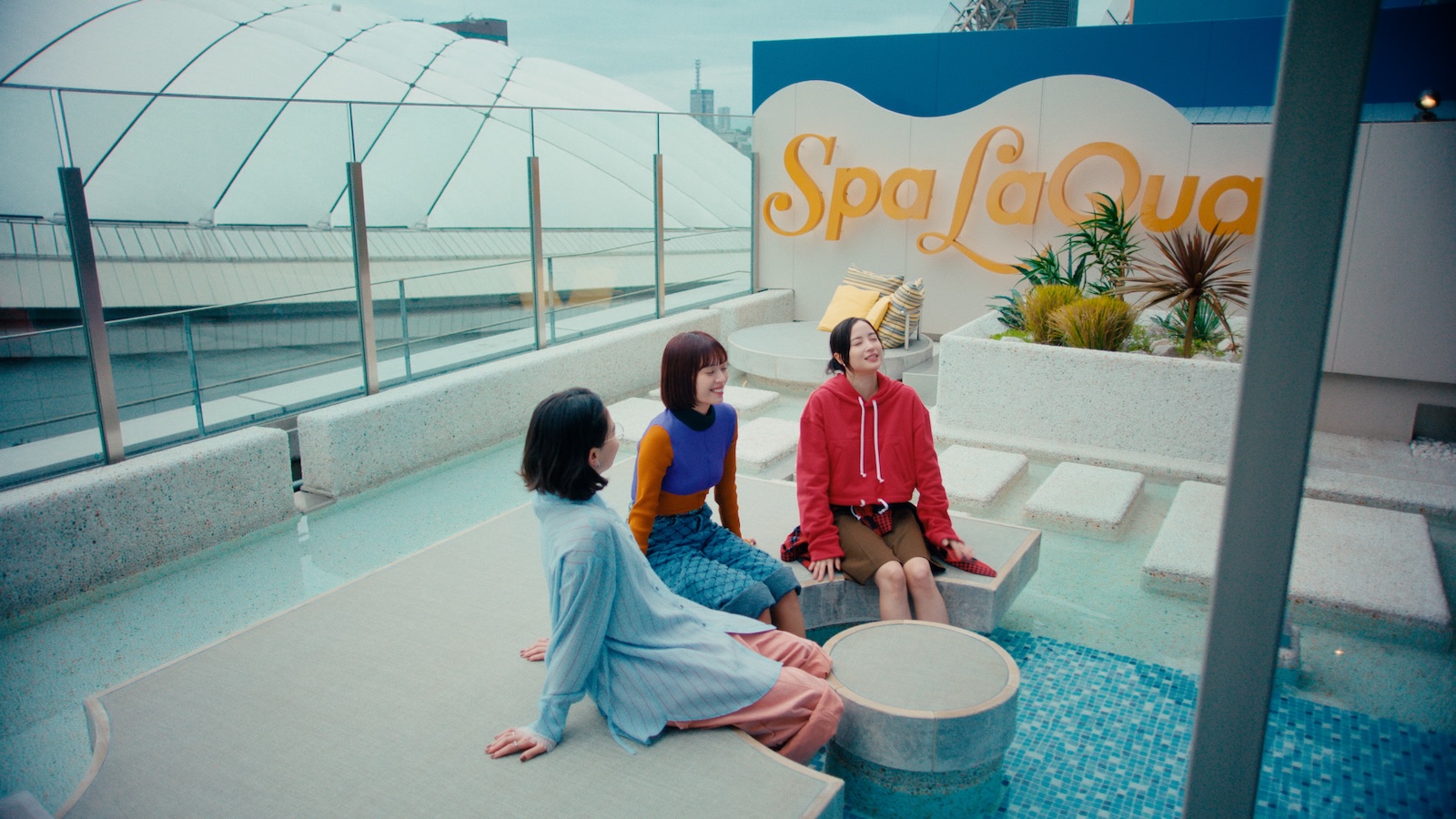 TVCM「三井のすずちゃん 東京ドーム」篇に出演する広瀬すずの写真