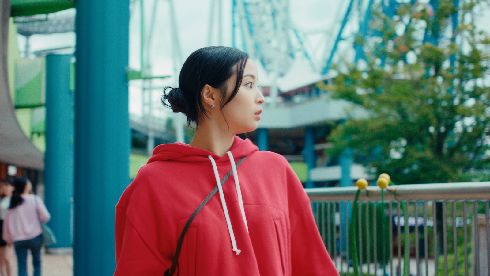 TVCM「三井のすずちゃん 東京ドーム」篇に出演する広瀬すずの写真