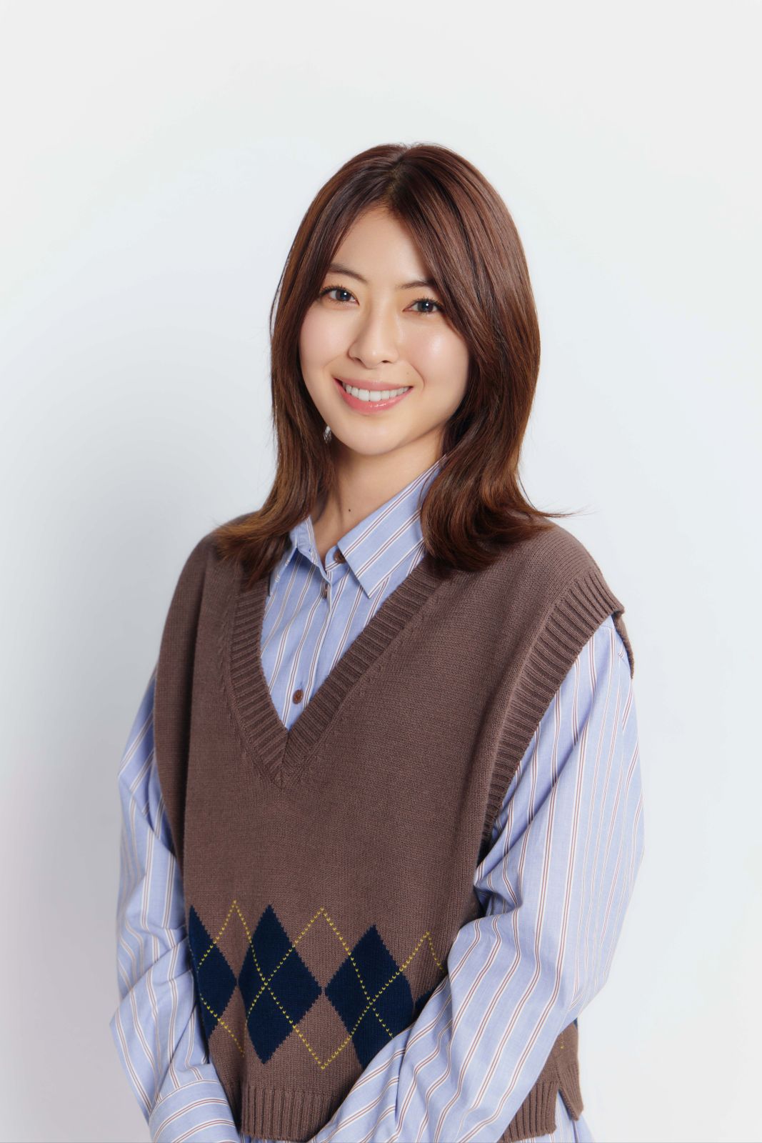 鷲尾 美羽（34）役・瀧本美織