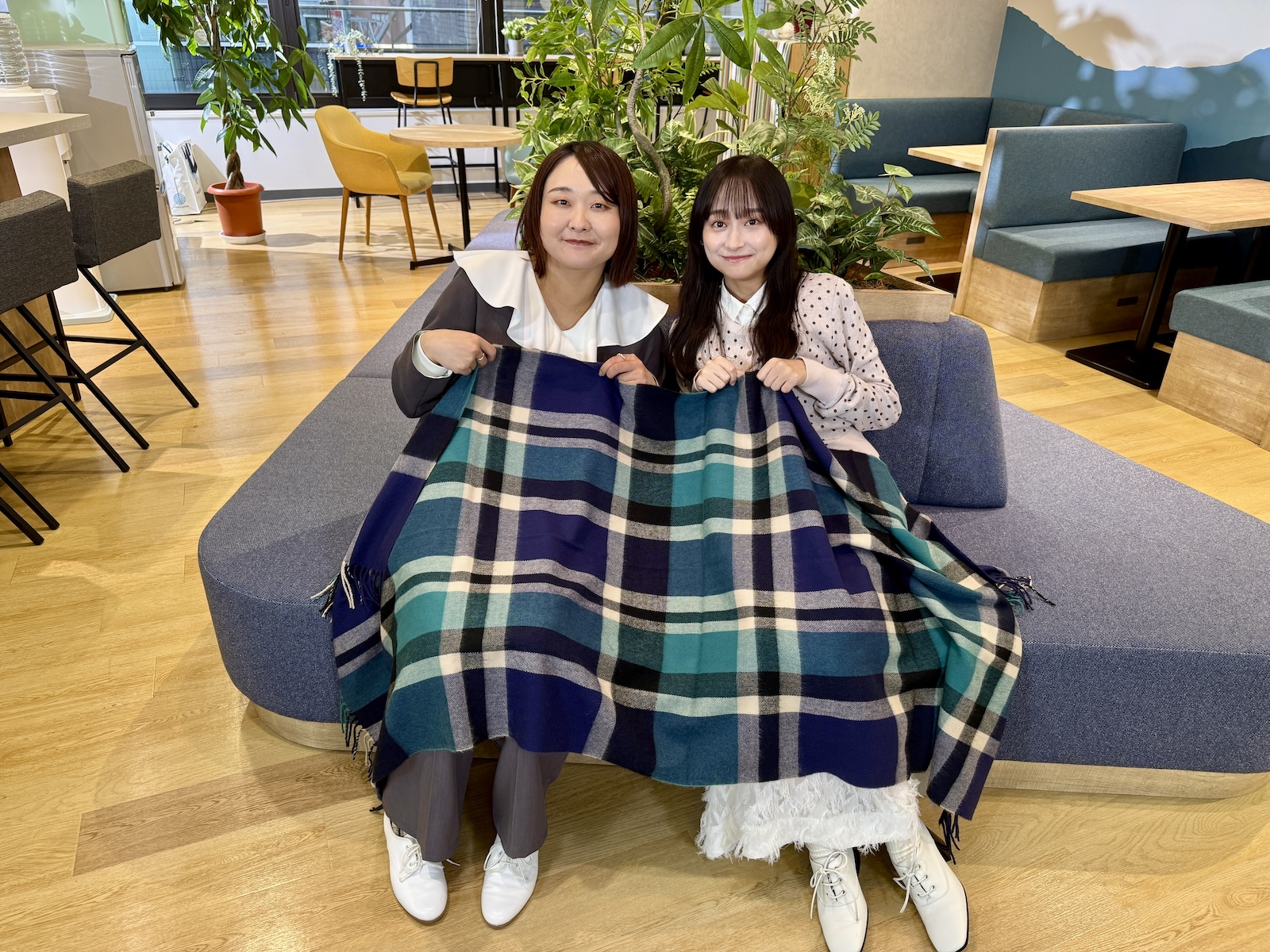 吉住、影山優佳の写真