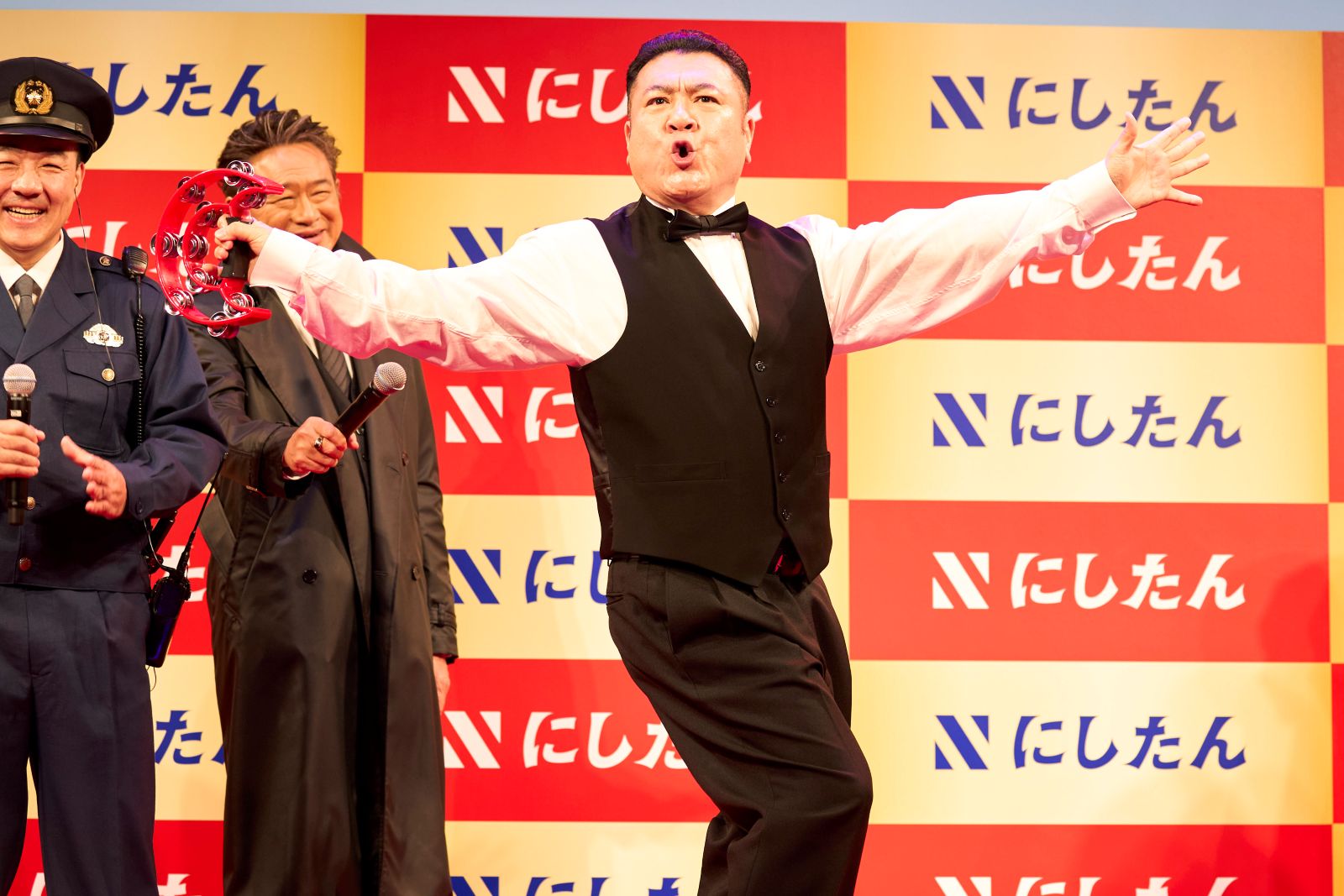 山崎弘也の写真