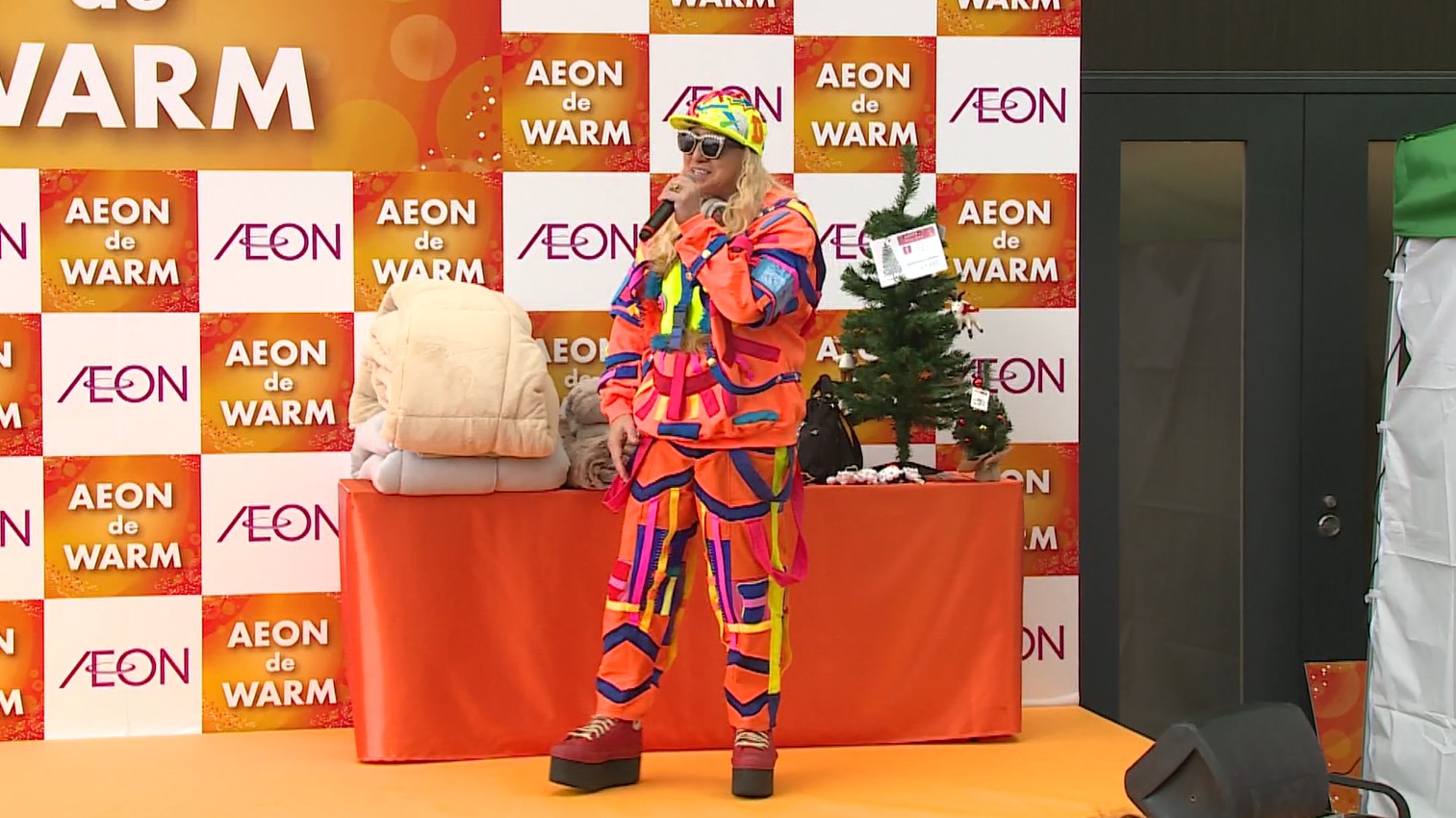 TRFのDJ KOOの写真