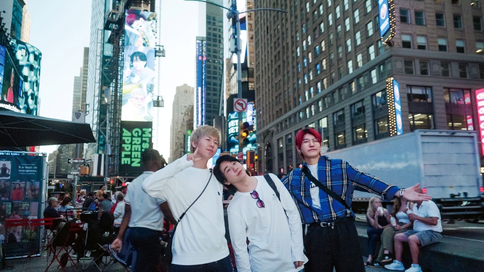 Mrs. GREEN APPLEの写真