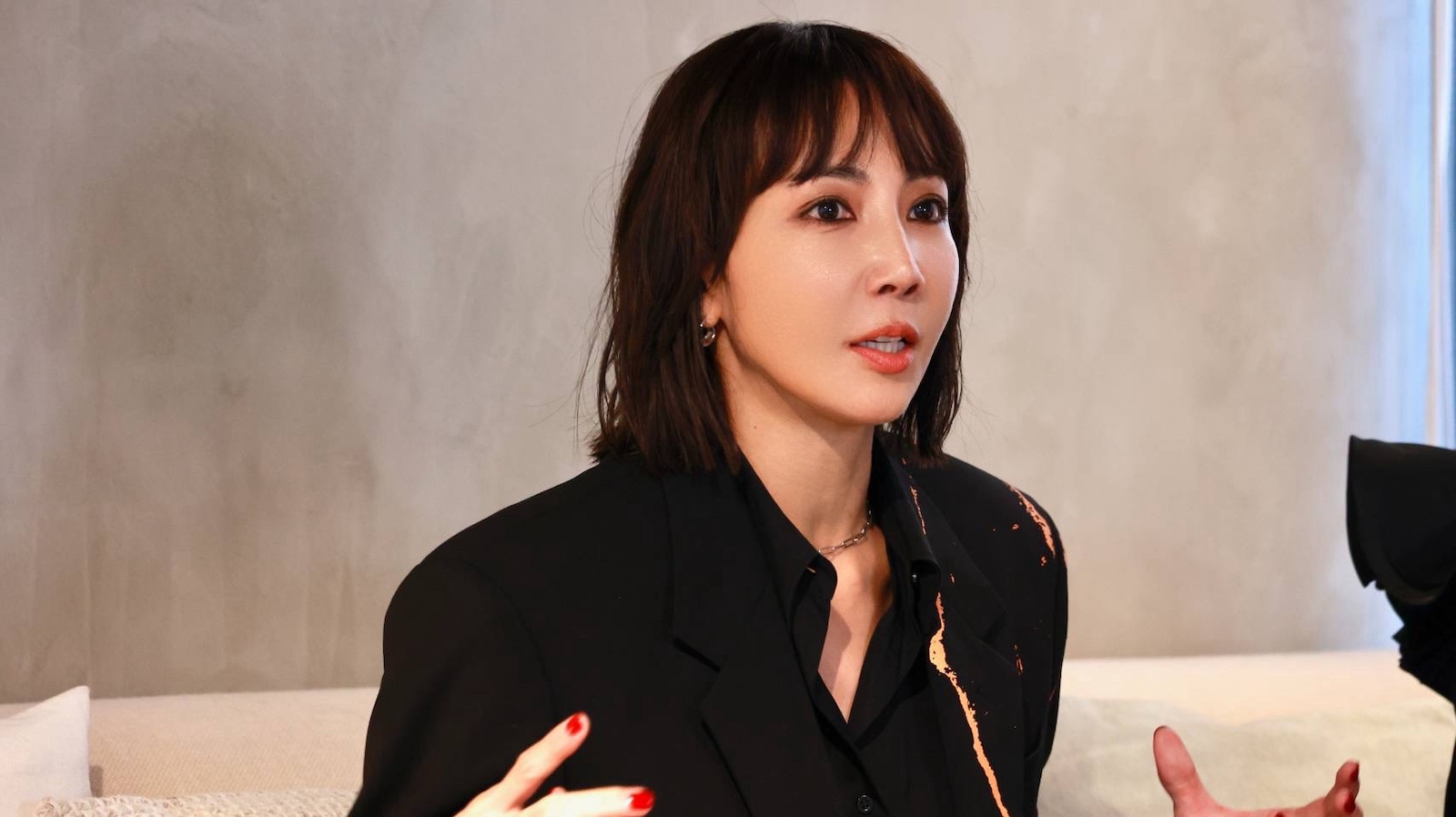 柚希礼音の写真