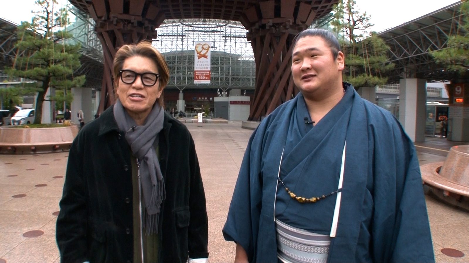 ヒロミと欧勝海関の写真