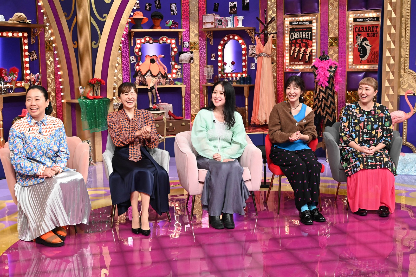 吉田明世らの写真