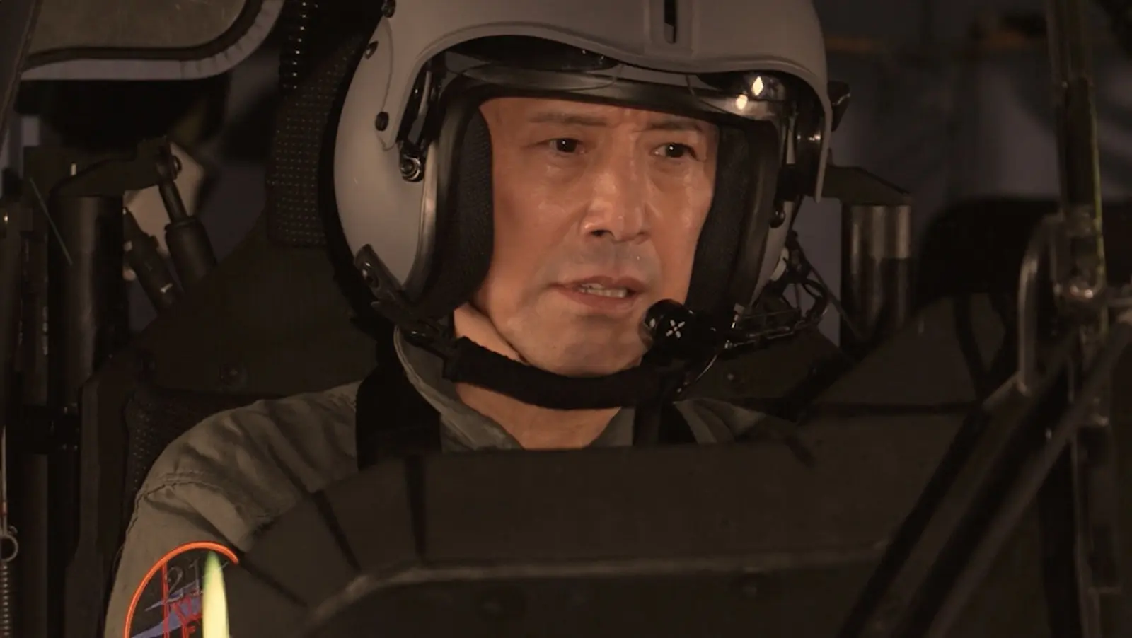 離島の急病人を海上自衛隊と海上保安庁がタッグを組んで救助 強風と