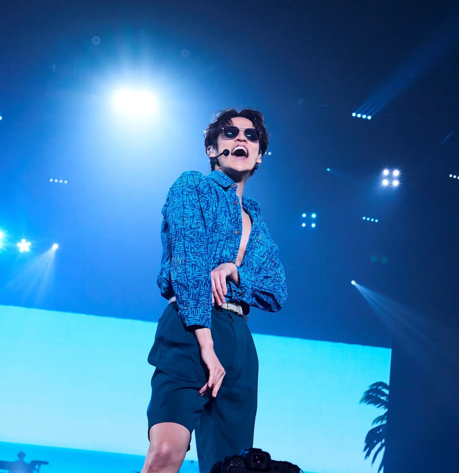 宮野真守「ずっとみんなのそばにいます！」投げキッスに大人デート