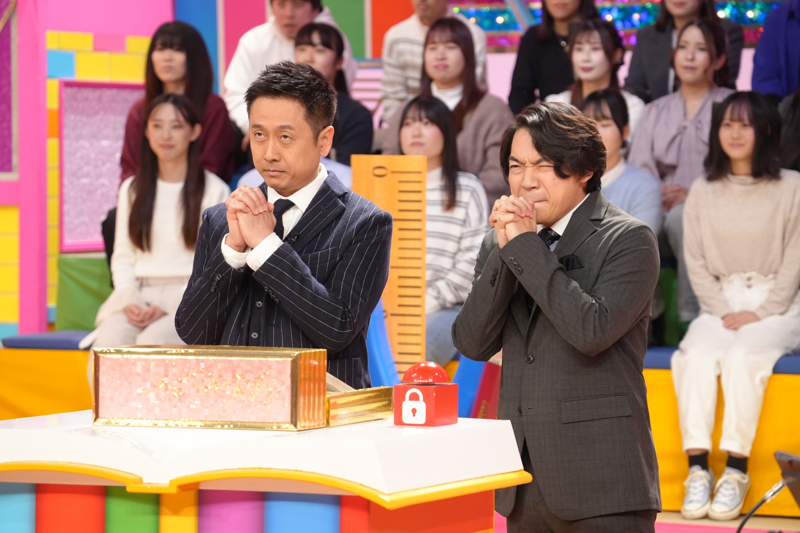 ロザン・宇治原史規とQuizKnock・伊沢拓司の写真