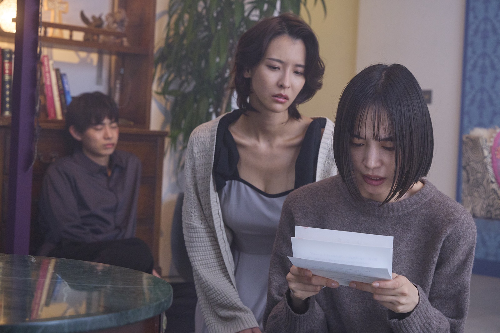 井桁弘恵、奈月セナ、豊田裕大の写真