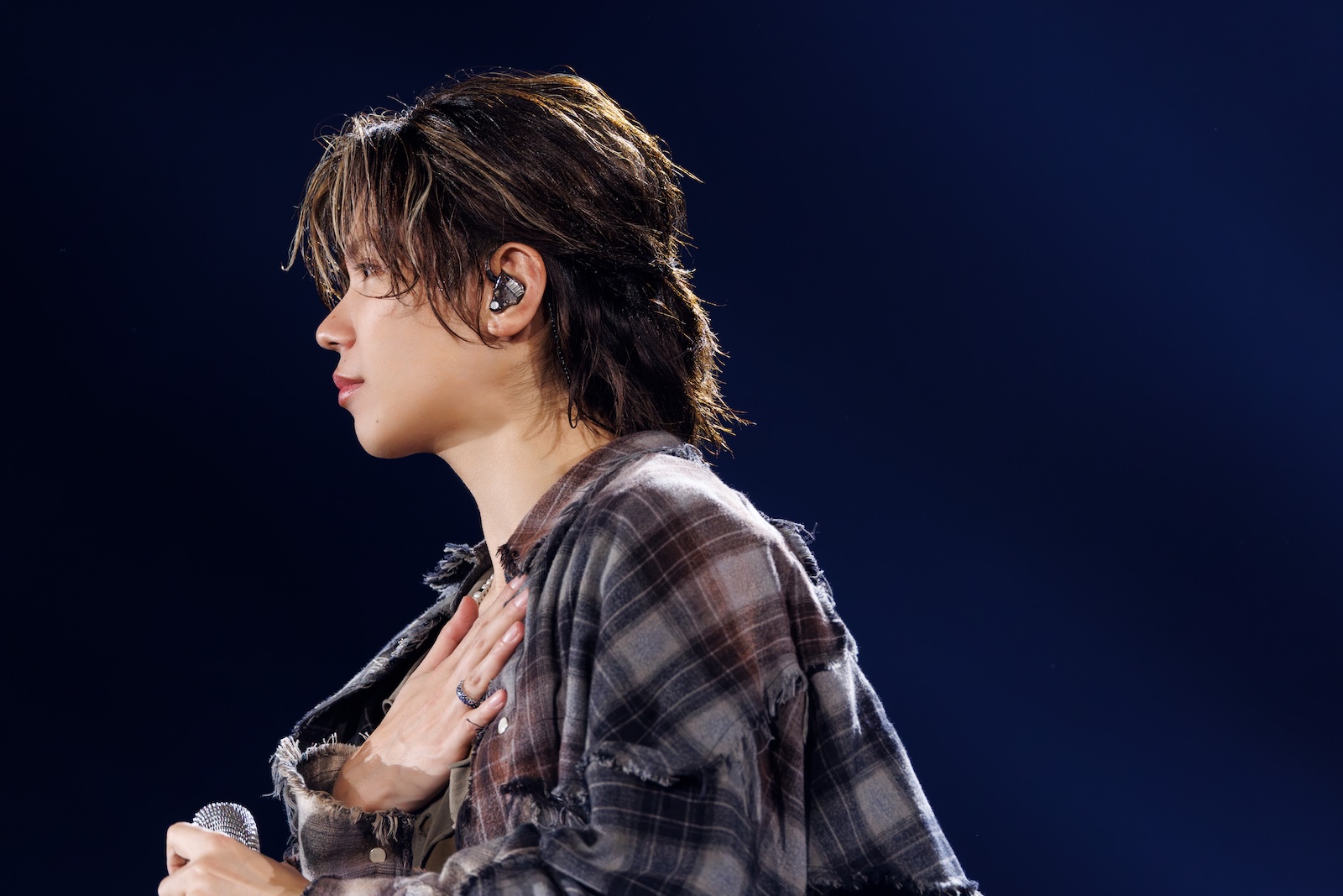 Number_iの全国ライブツアー『Number_i LIVE TOUR 2025 No.Ⅱ』に出演する神宮寺勇太