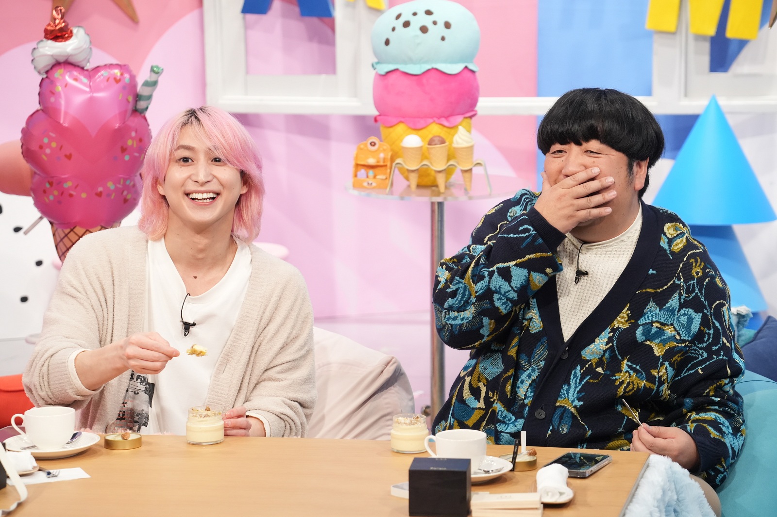 Snow Man・佐久間大介、バナナマン・日村勇紀の写真