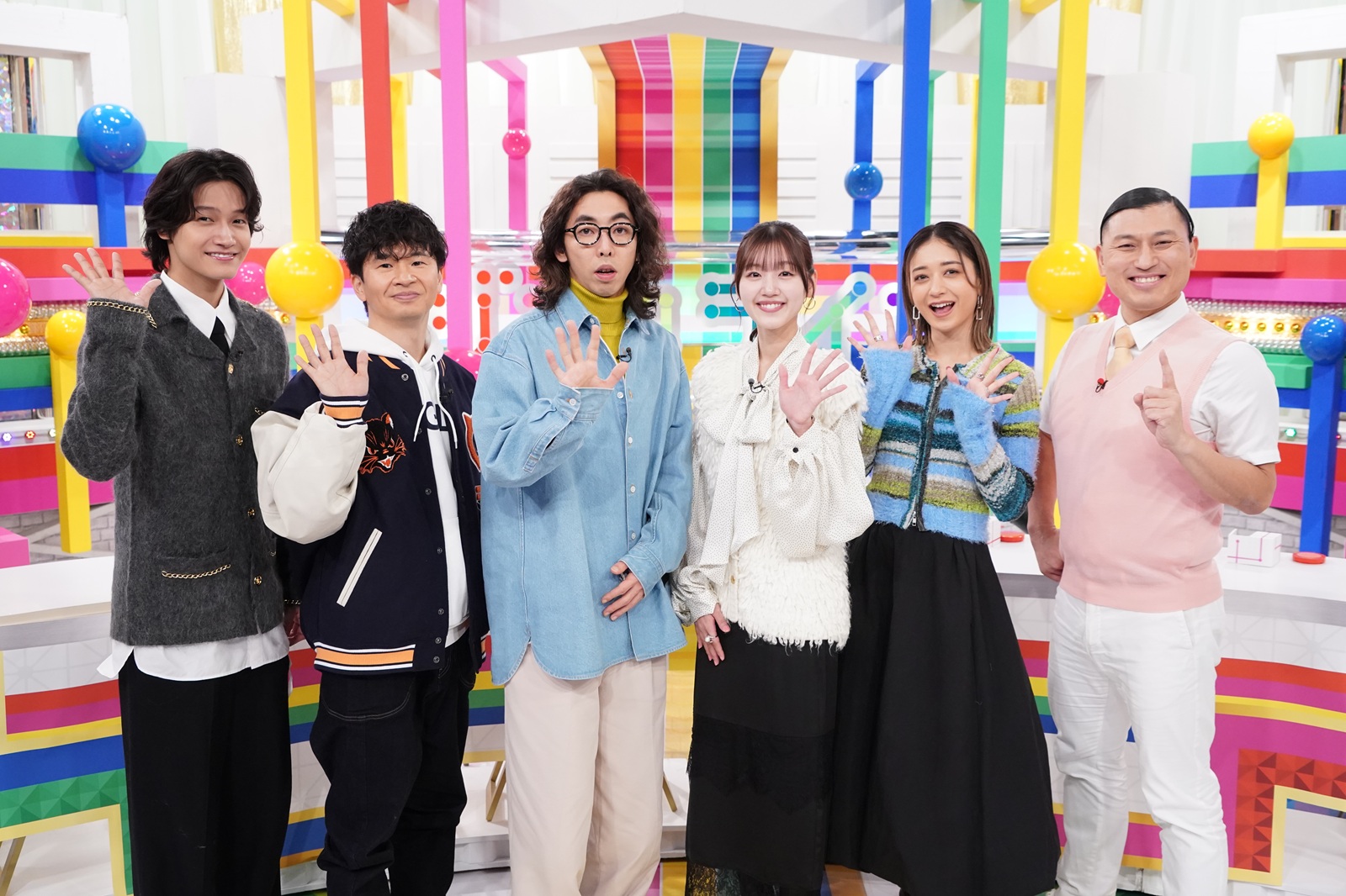 池田美優(みちょぱ)らの写真