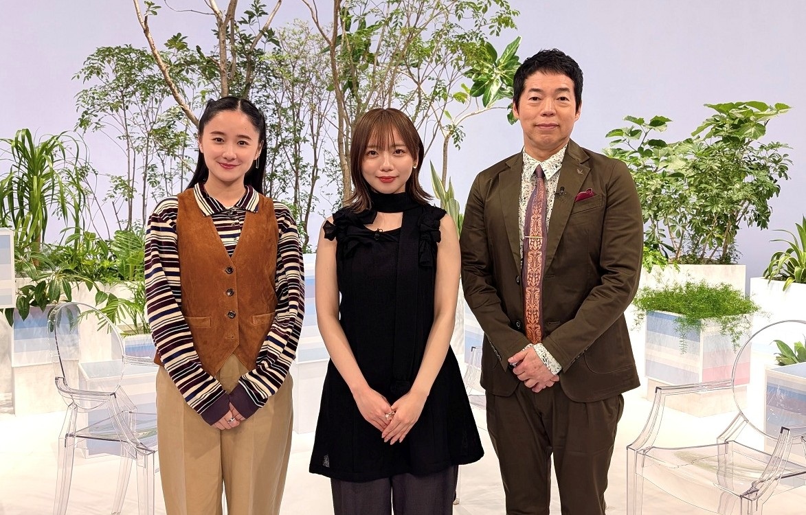 齊藤京子・今田耕司・堀田真由の写真