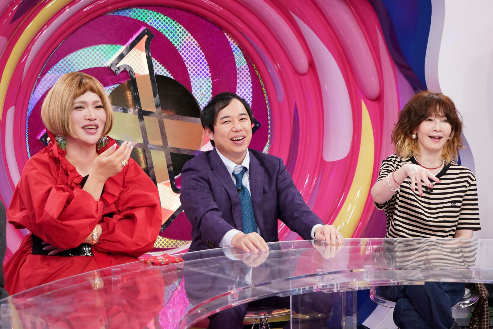 IKKOとYOUと霜降り明星のせいやの写真