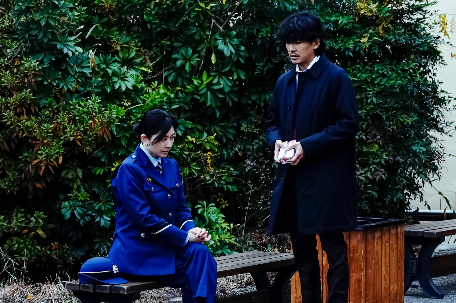 『パンチドランク・ウーマン－脱獄まであと××日－』第2話に出演する篠原涼子、藤木直人