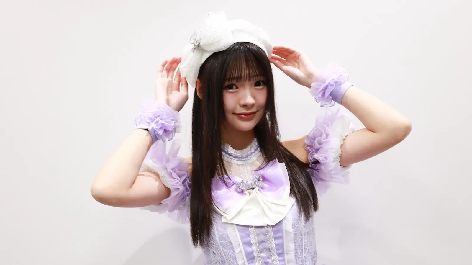 アイドル Lin W Osakaのプール綺麗でさいこう🫧💞✨