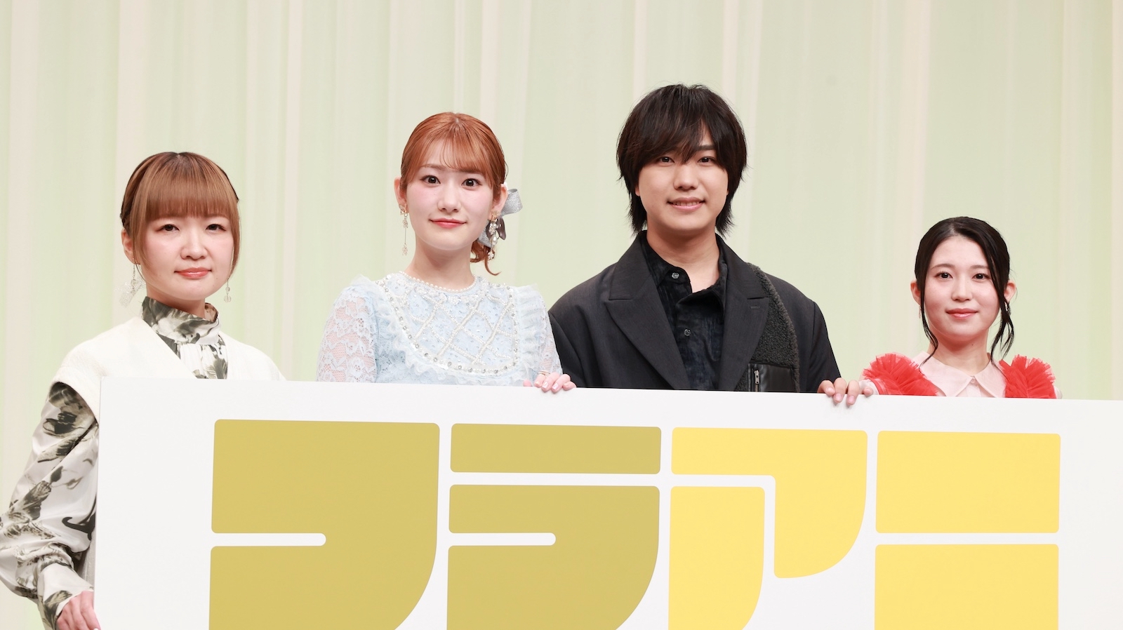 種﨑敦美、岡咲美保、吉永拓斗、関根明良の写真