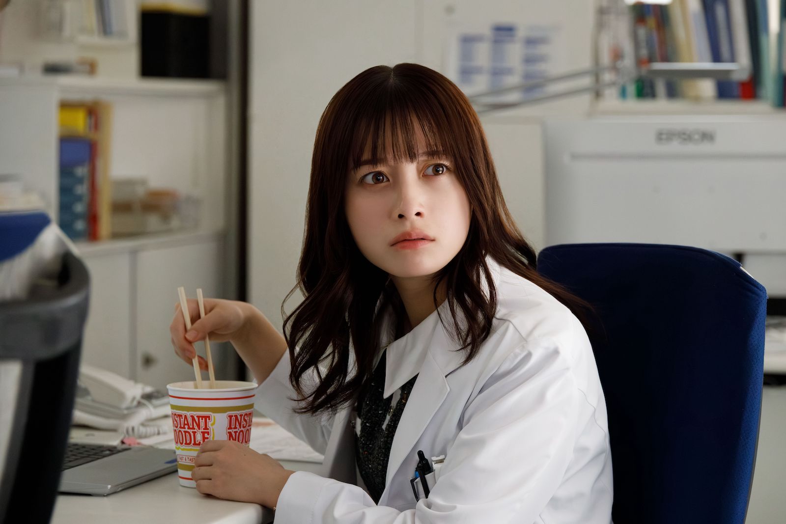 橋本環奈の写真