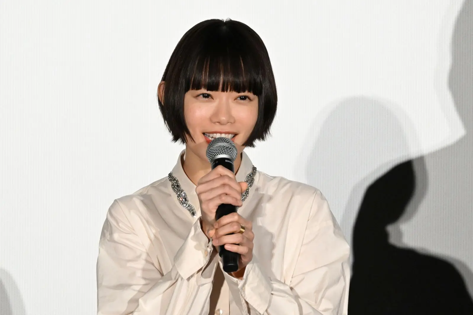 新⽔曜ドラマ『冬のなんかさ、春のなんかね』完成披露試写会 杉咲