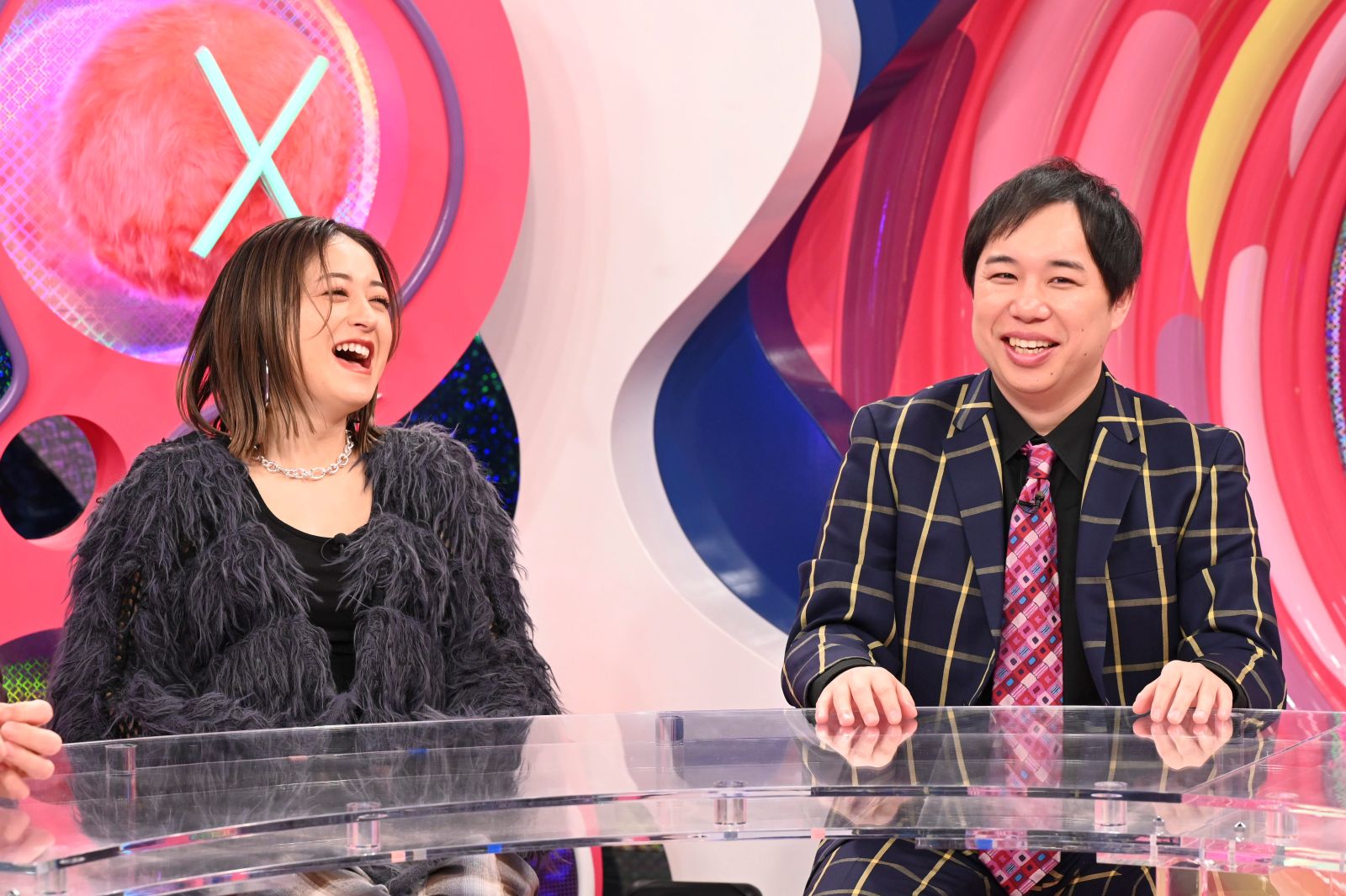 みちょぱ（池田美優）と霜降り明星・せいやの写真