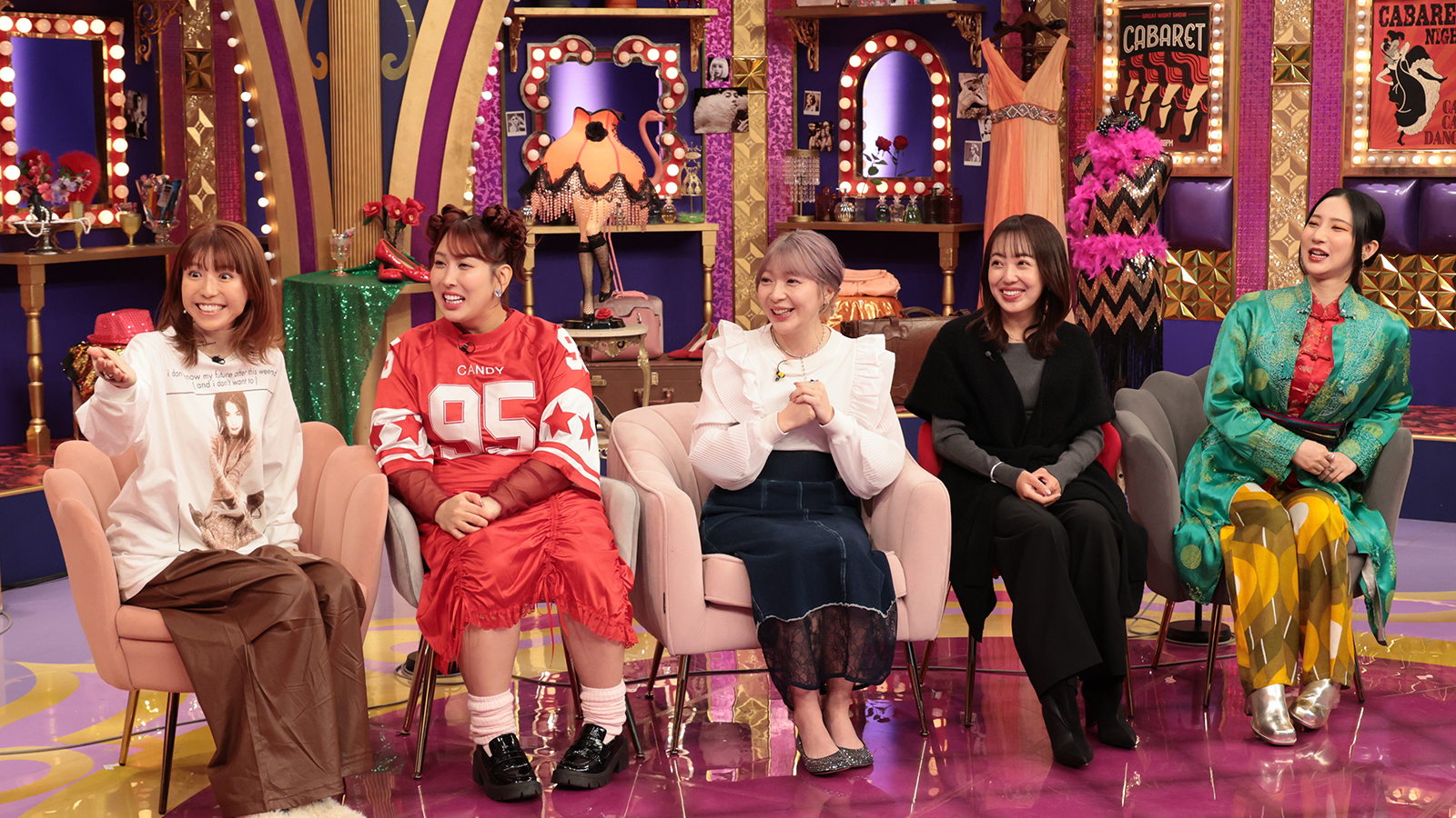 若槻千夏、3時のヒロイン・ゆめっち、辻愛沙子、川崎希、ファーストサマーウイカの写真