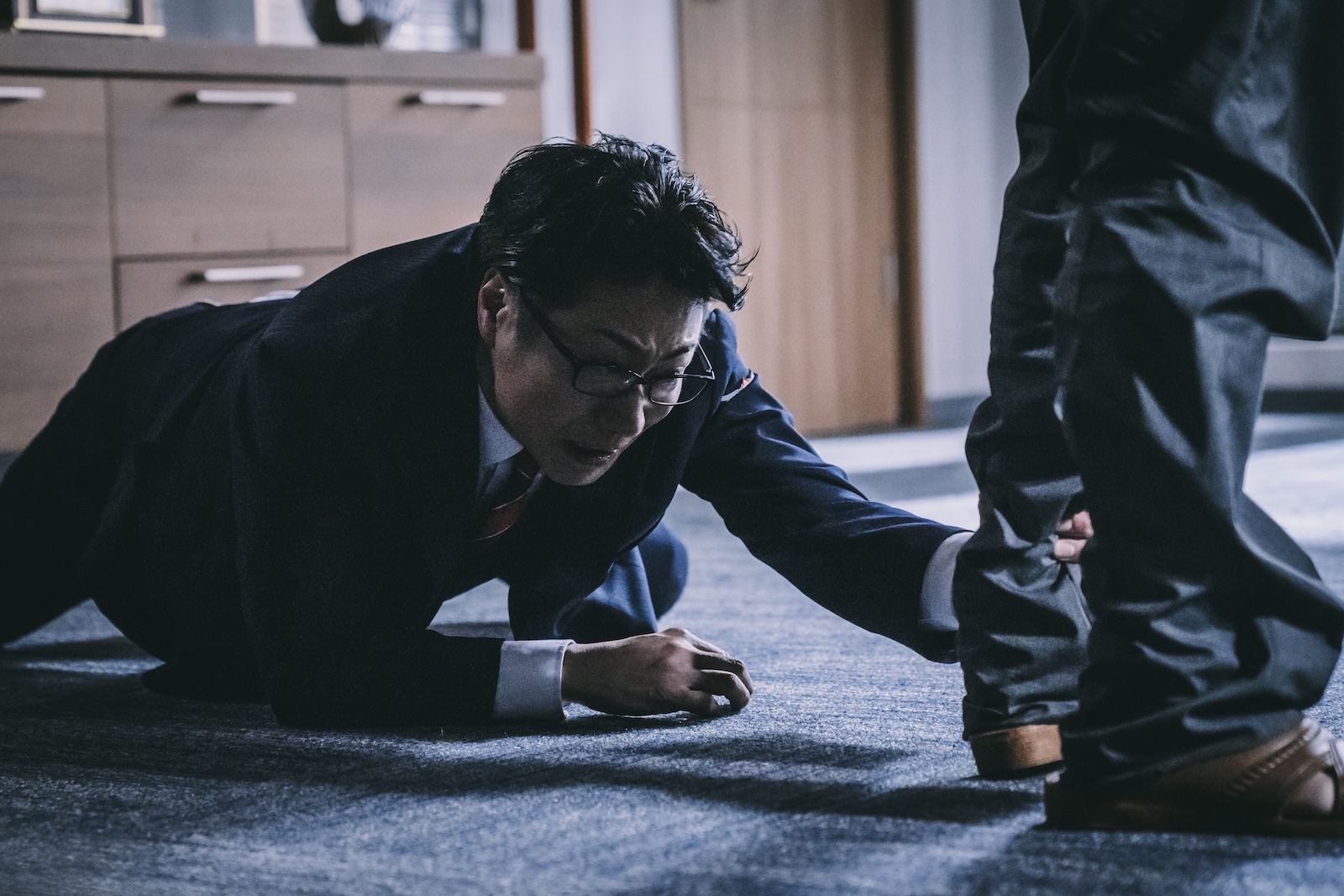 ドラマ『こちら予備自衛英雄補?!』に出演する戸次重幸