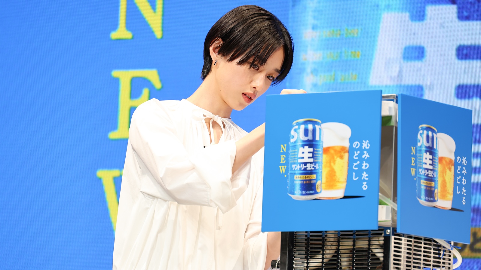 「サントリー生ビール」新CM発表会に登壇した河合優実