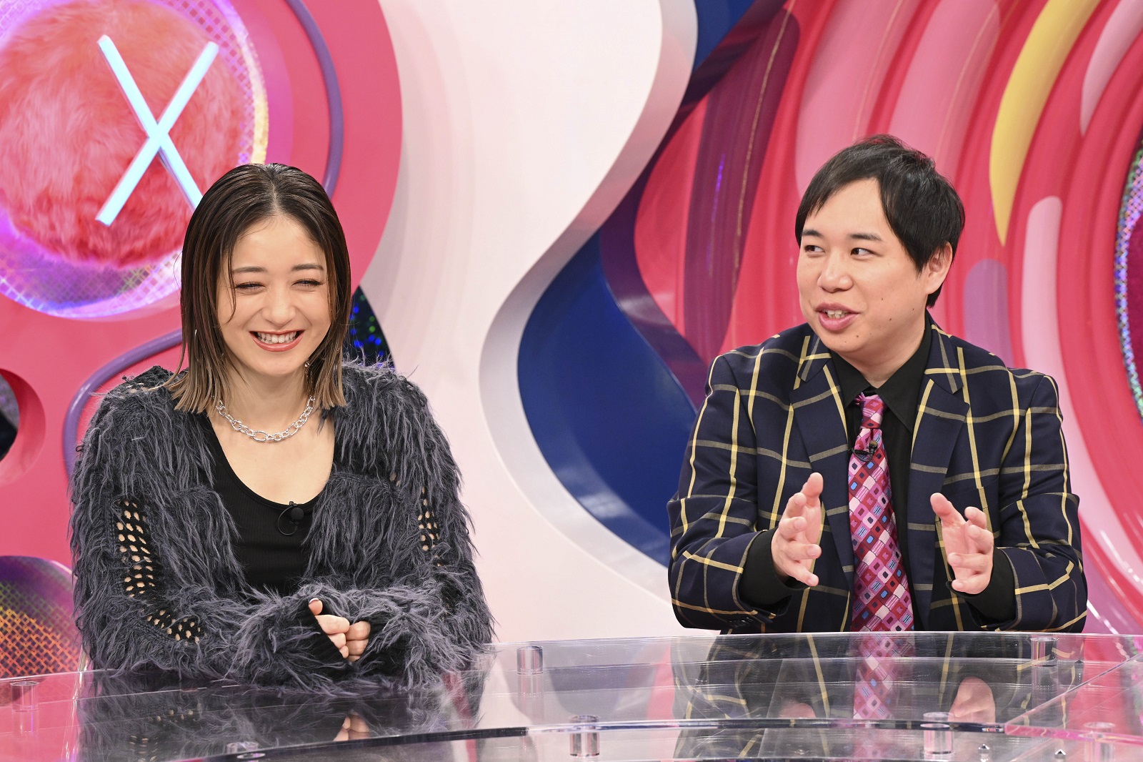 みちょぱ（池田美優）と霜降り明星・せいやの写真