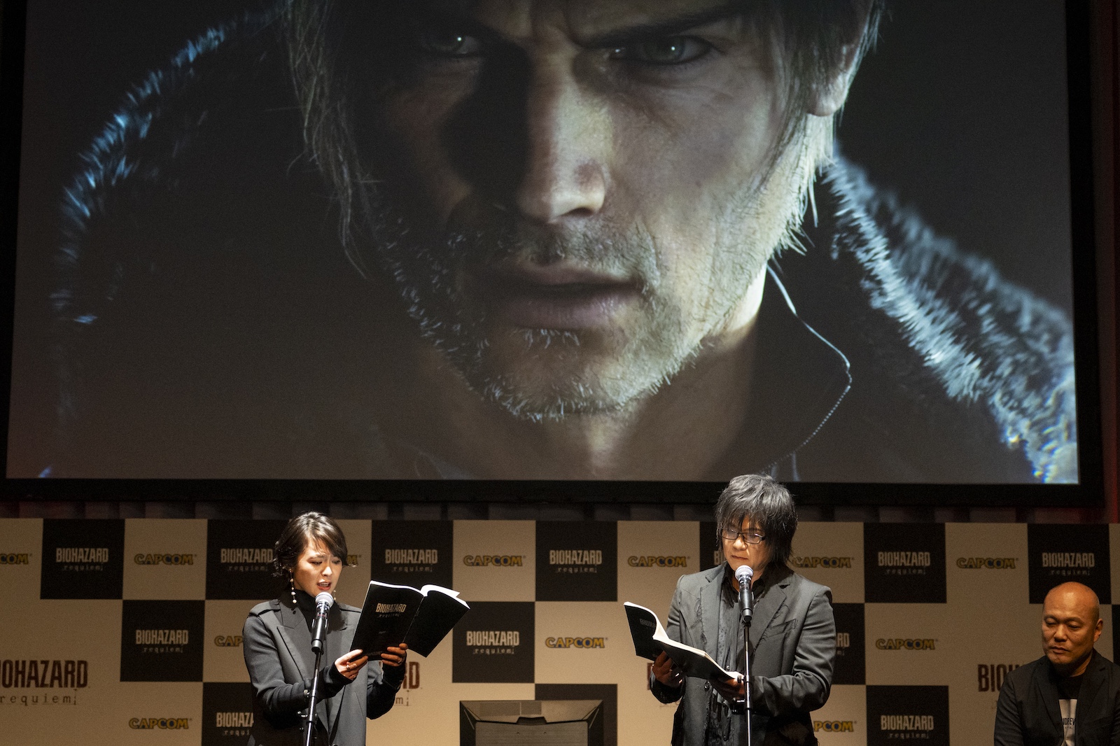 森川智之と貫地谷しほりの写真