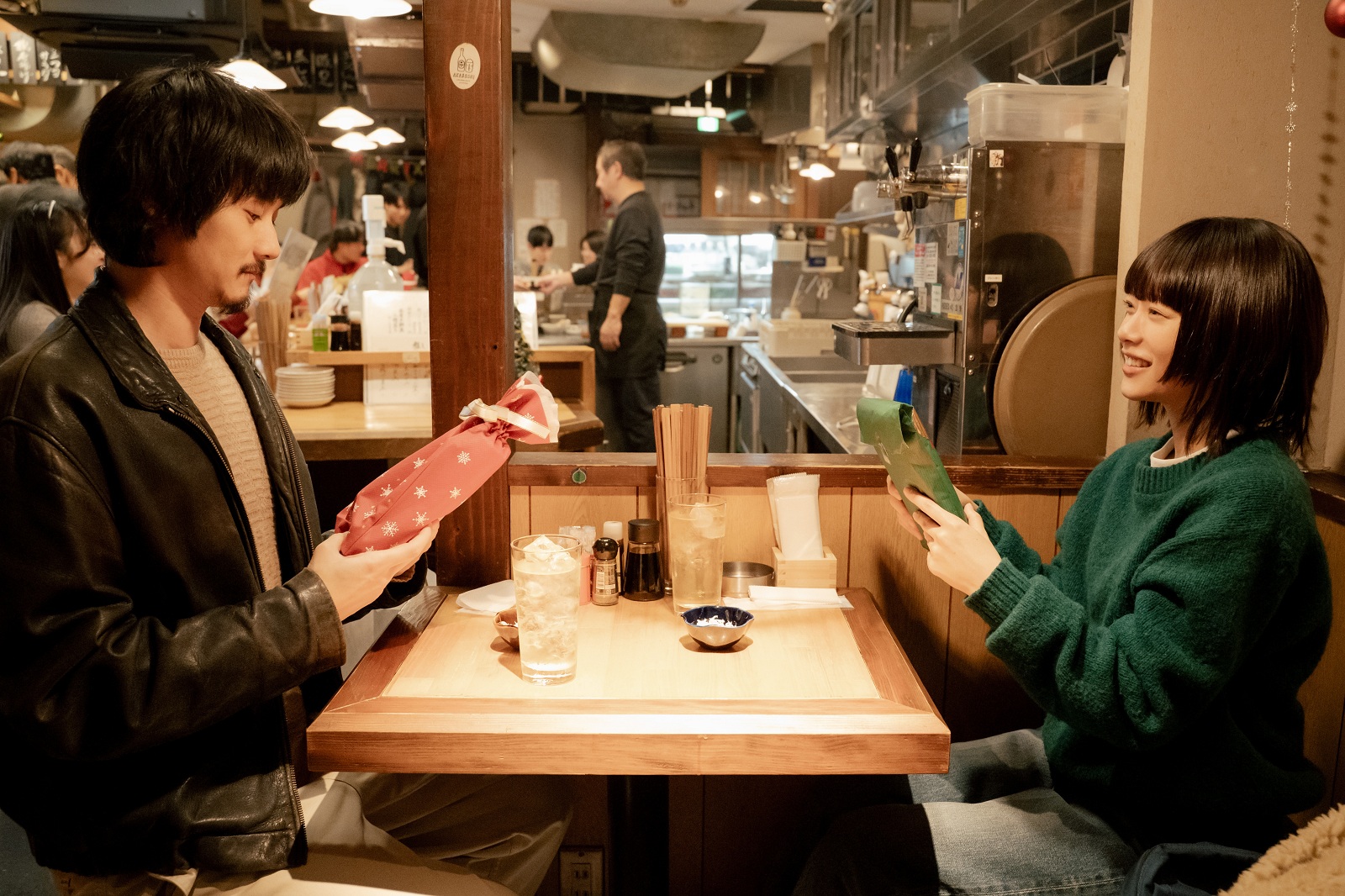 杉咲花と栁俊太郎の写真