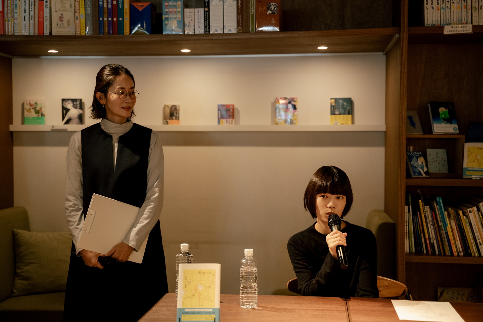 杉咲花らの写真