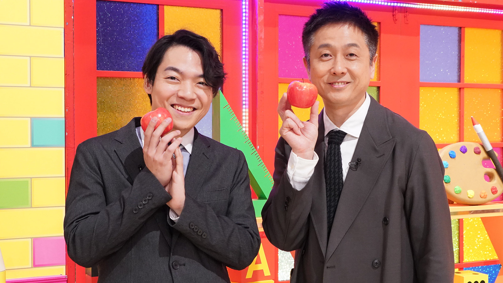 ロザン・宇治原史規と伊沢拓司の写真