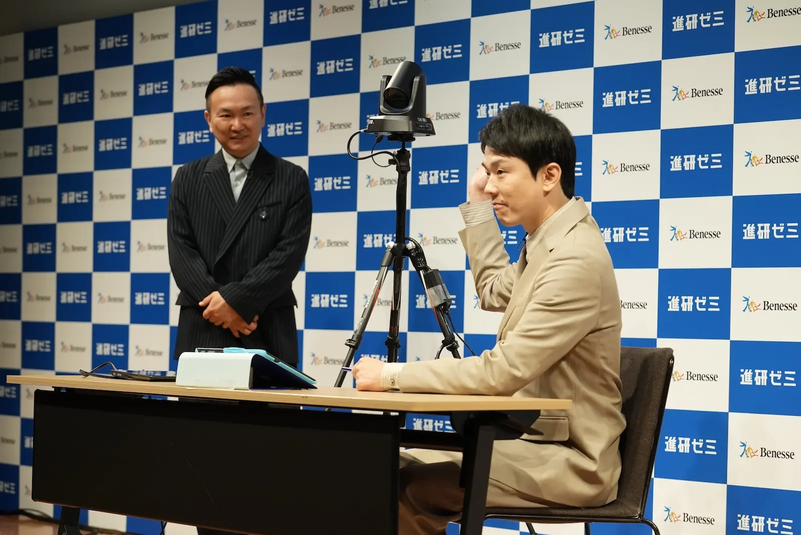 17歳になったしまじろうが微分積分などもサポート？勉強を頑張れば