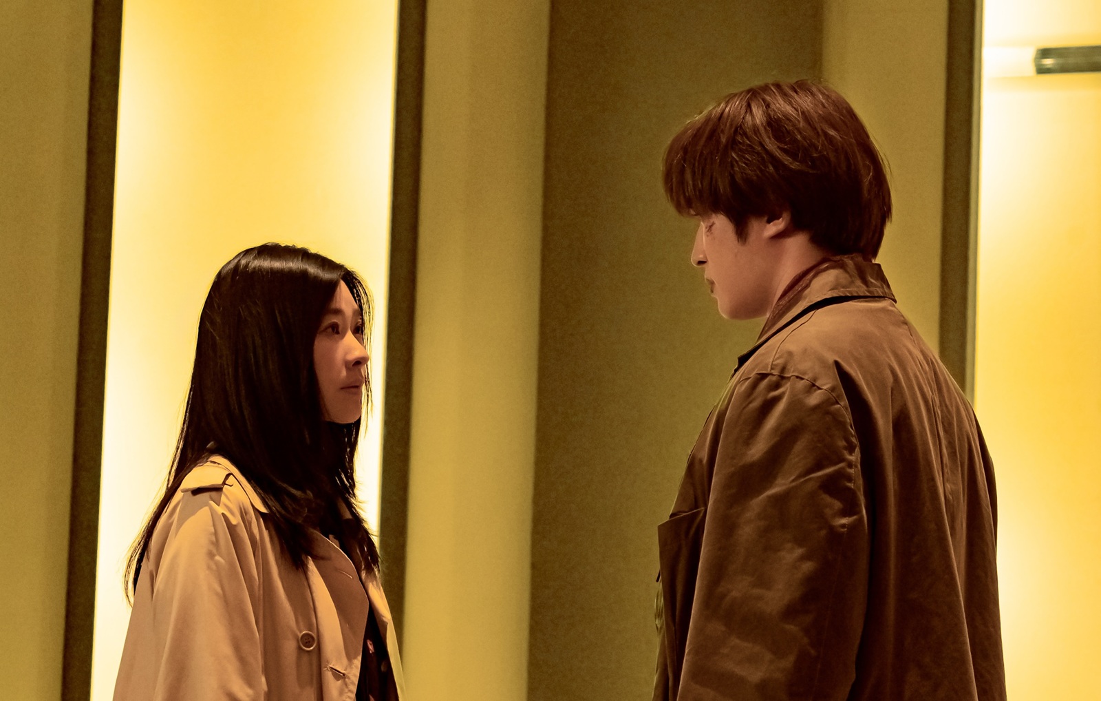 SixTONESのジェシーと篠原涼子の写真