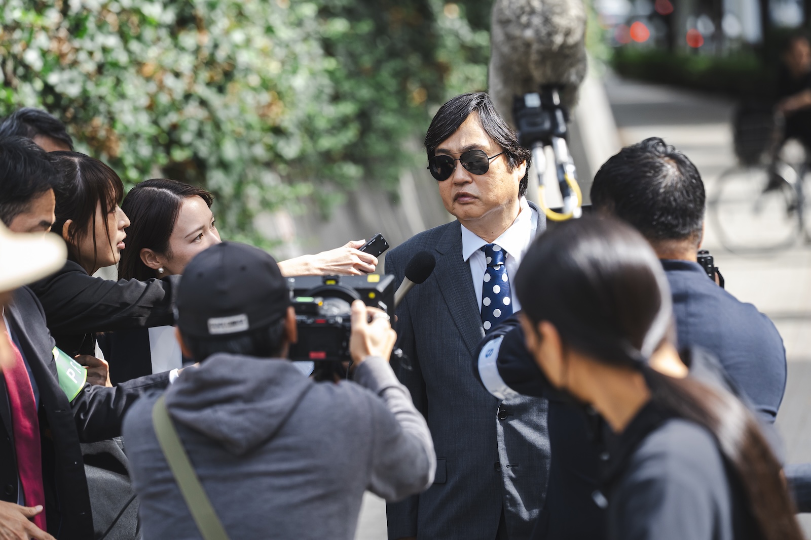 『こちら予備自衛英雄補?!』に出演する、六角精児