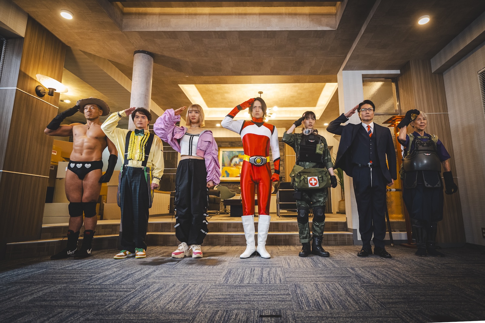 『こちら予備自衛英雄補?!』に出演する、後藤剛範、森永悠希、小宮山莉渚、菊池風磨、のん、戸次重幸、丘みつ子