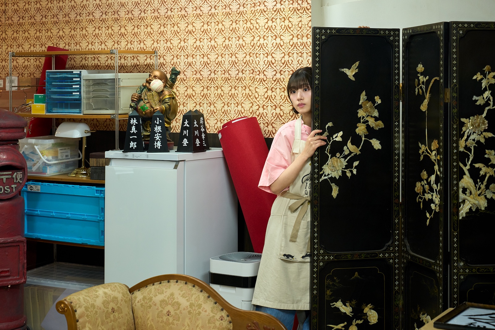 ドラマ『ぴーすおぶせーふ』に出演する佐々木美玲