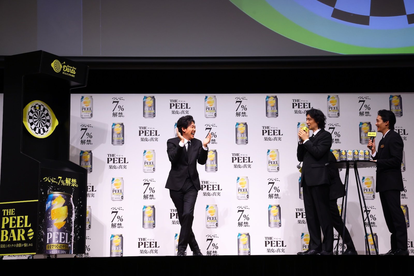 「ＴＨＥ ＰＥＥＬ」商品説明会＆新TV-CM発表会に登壇した大泉洋・斎藤工・池松壮亮