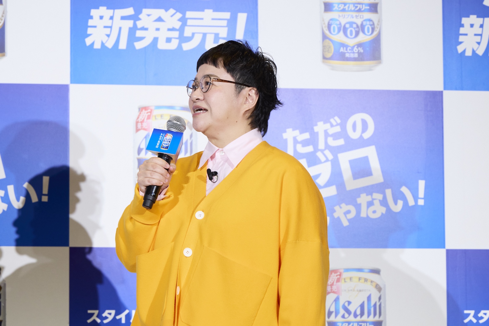 「トリプルゼロ」発表会でのハリセンボン・近藤春菜