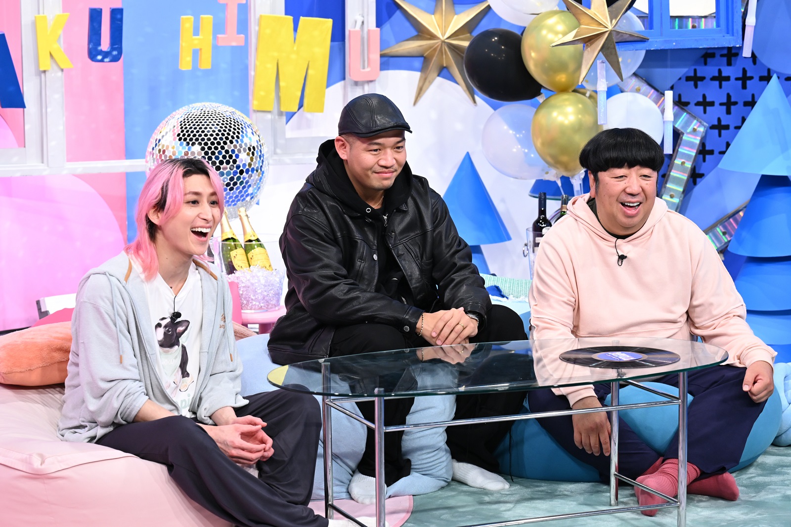 Snow Man・佐久間大介とバナナマン・日村勇紀の写真