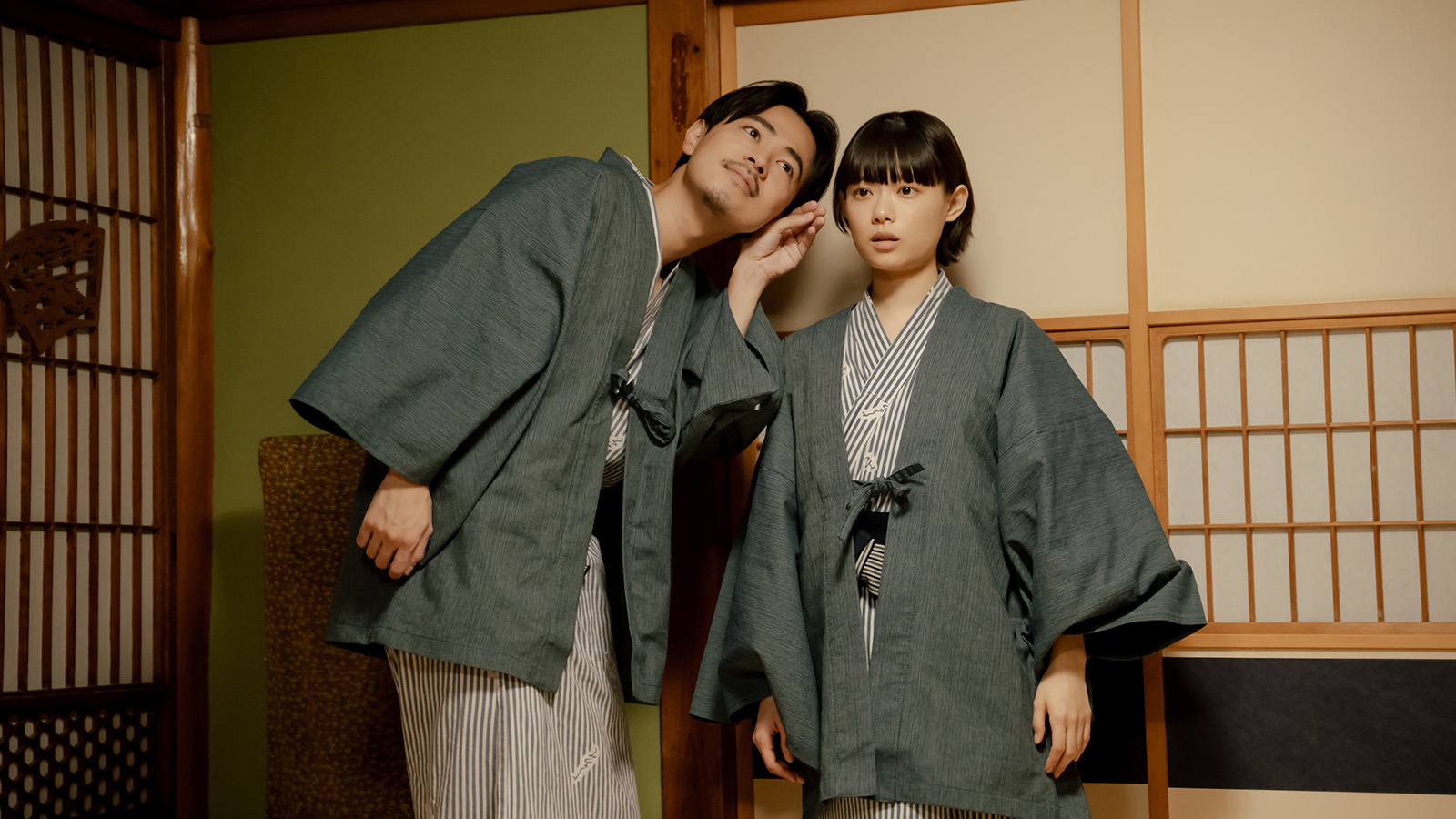 杉咲花と成田凌の写真