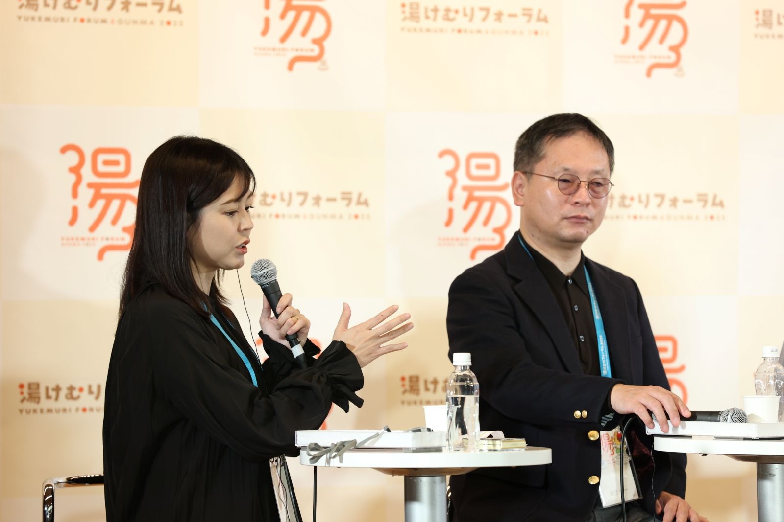 河合純一氏らの写真