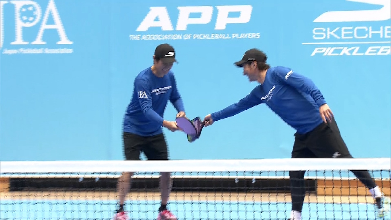 石黒賢と佐藤博康の写真