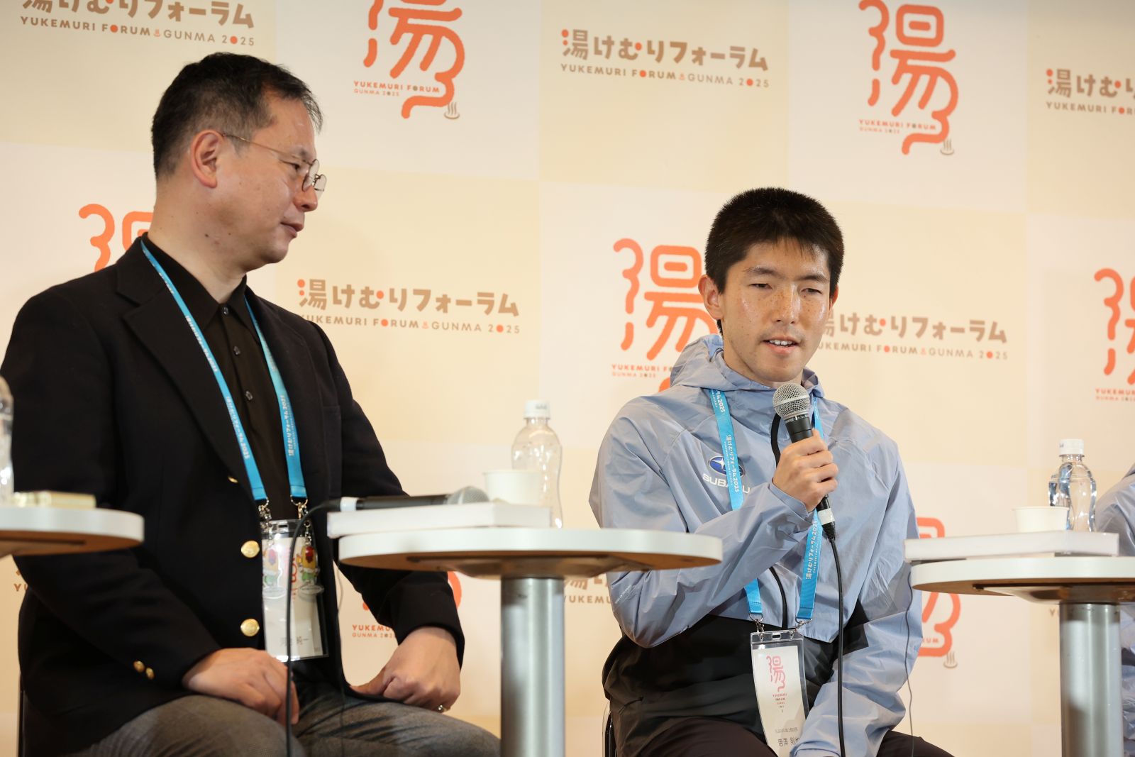 唐澤剣也選手らの写真