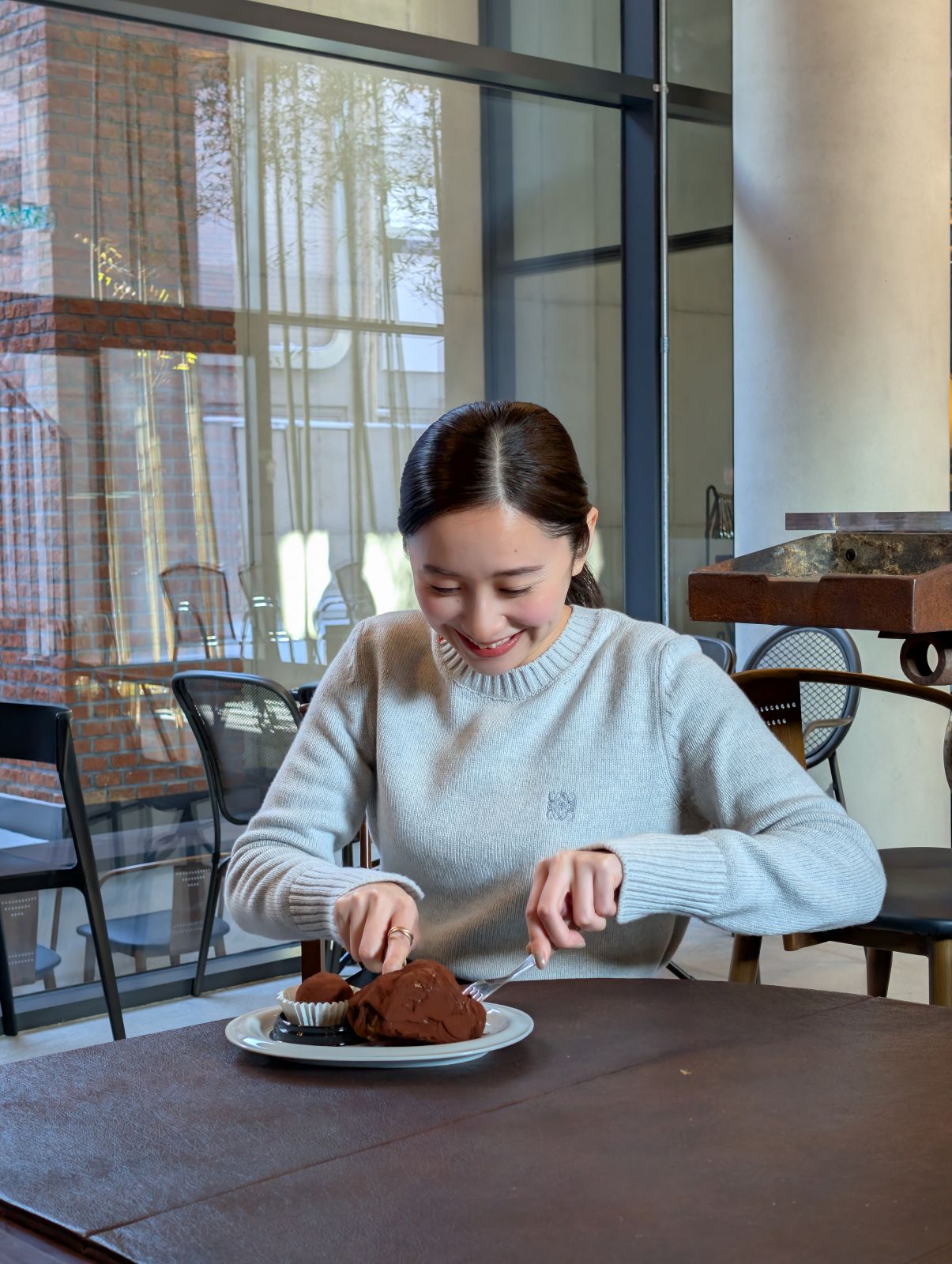 堀田真由の写真